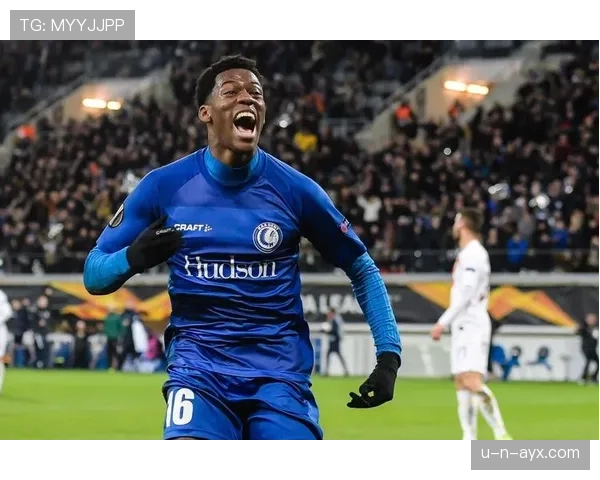 戴维斯领衔边路新风暴，技术革新引领比赛节奏变革