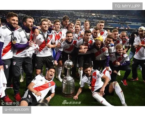 河床王朝再创辉煌，解放者杯决赛惊艳全场