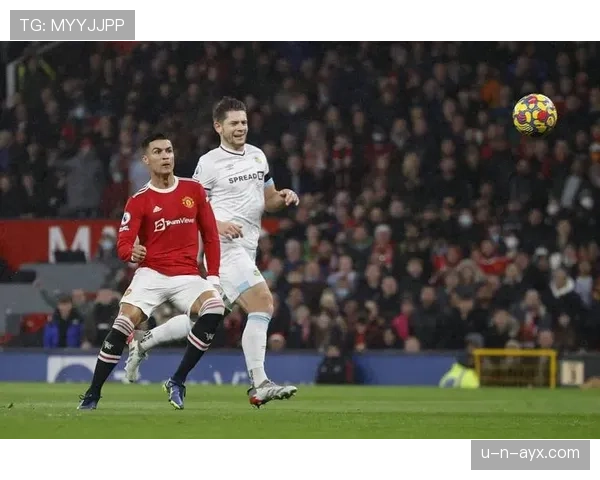 杰克逊加盟伯恩利，新赛季英超表现引期待