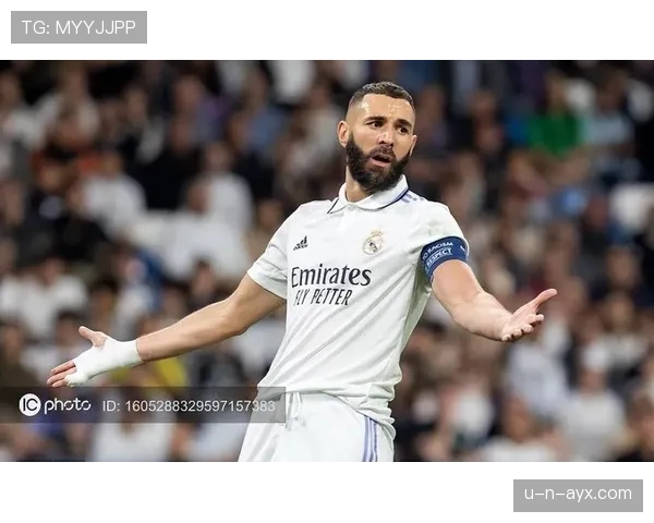 本泽马进球依赖与技术角色解析：是否仅为体系产物？